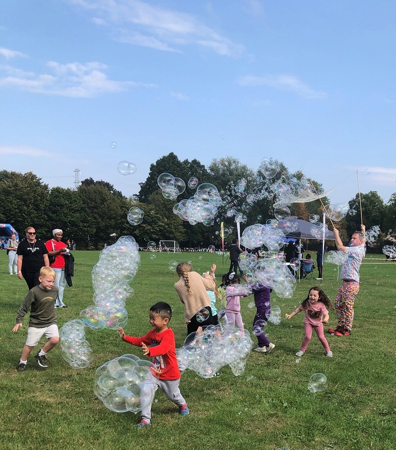 Bubbles at the Circus Workshop